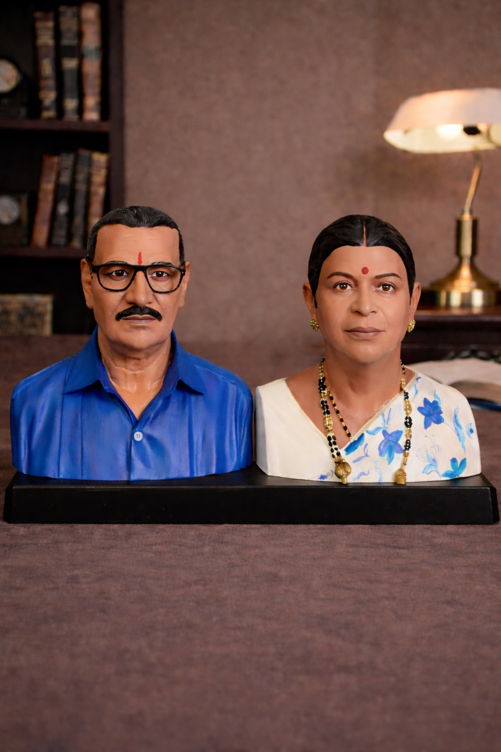 3D Couple Half Body Statue Miniature